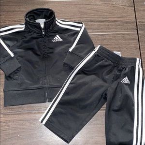 Unisex, baby black track suit